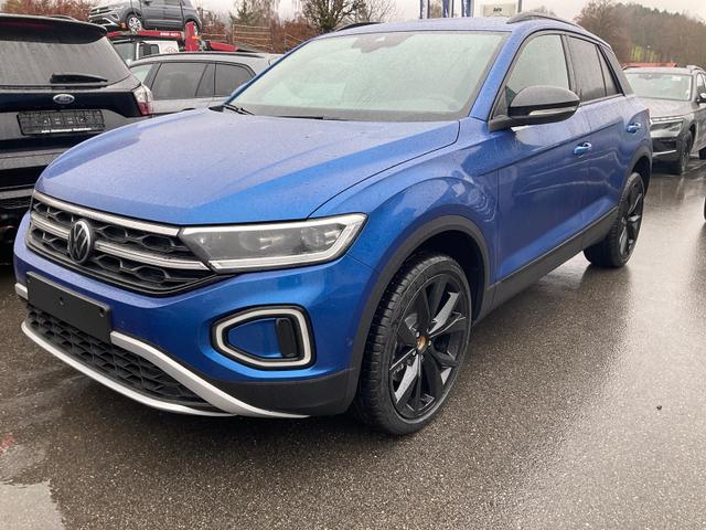 Volkswagen T-Roc - Style 1.5 TSI DSG Black Style, AHK, IQ.Light, 19-Zoll, easyOpen, Navi