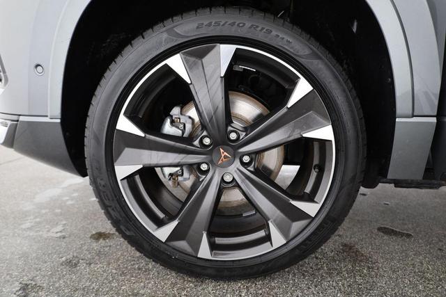 Cupra Ateca Basis 4Drive 2.0 TSI DSG 4Drive, AHK, AreaView, Navi, EasyOpen 