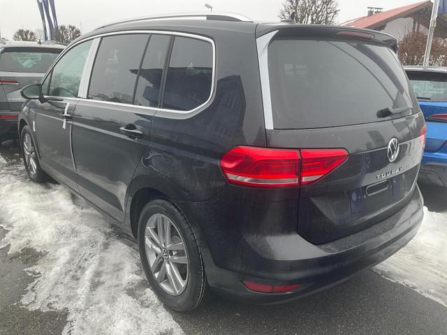 Volkswagen Touran Comfortline BMT/Start-Stopp 1.5 TSI DSG Comfortline, 7-Sitzer, AHK, Navi, Kamera, Side, Winter, 3 J.-Garantie 
