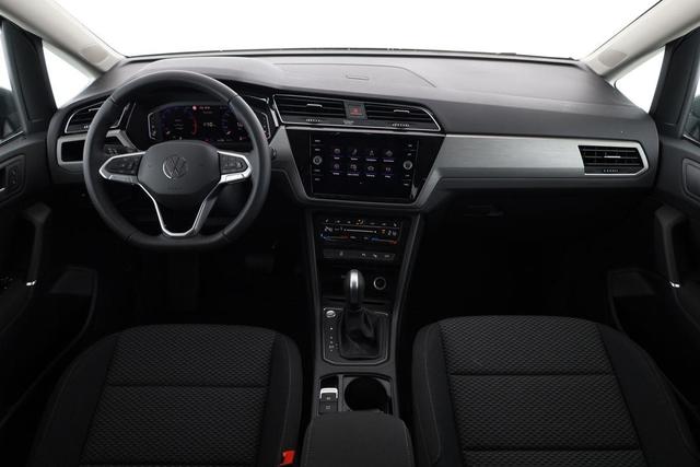 Volkswagen Touran Comfortline BMT/Start-Stopp 1.5 TSI DSG Comfortline, AHK, Navi, Side, Kamera, Winter, 17-Zoll, 3 J.-Garantie 