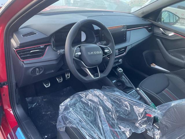 Skoda Kamiq Monte Carlo 1.5 TSI Carlo, Matrix, AHK, 18-Zoll, Pano, Navi, el. Klappe, 5 J.-Garantie 