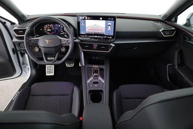 Cupra Leon Sportstourer 1.5 eTSI 110 kW ST DSG, AHK, Navi, Matrix, Side, Kamera, el. Klappe, Winter, 5-J Garantie 