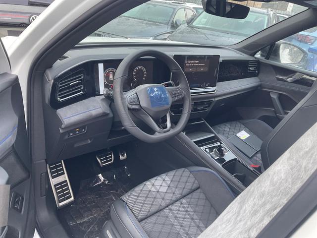Volkswagen Tiguan 2.0 TSI 195 kW 4Motion R-Line DSG 4M Black Style, Pano, 20-Zoll, IQ.Light, AHK, Navi, Side, AreaView, Winter, sofort 