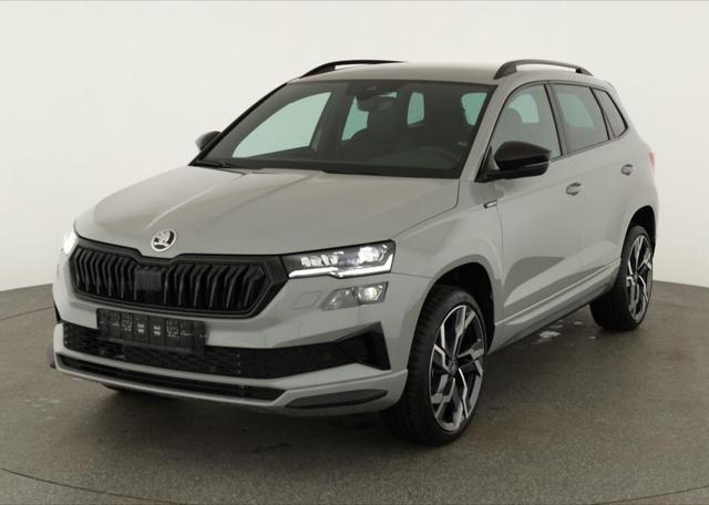 Skoda Karoq - Sportline 1.5 TSI DSG Sportline, AHK, Navi, Matrix, Side, el. Klappe, Winter, 5 J.-Garantie, 19-Zoll