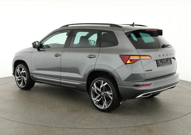 Skoda Karoq Sportline 1.5 TSI DSG Sportline, AHK, Navi, Matrix, Side, el. Klappe, Winter, 5 J.-Garantie, 19-Zoll 