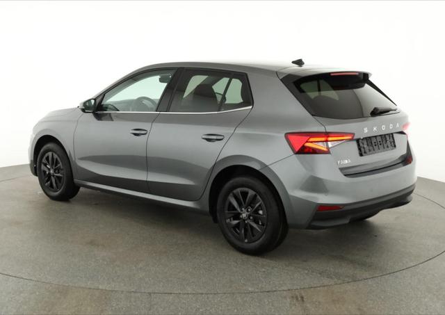 Skoda Fabia Selection 1.0 TSI DSG Selection, KESSY, Kamera, 15-Zoll schwarz, Winter, Ladeboden 