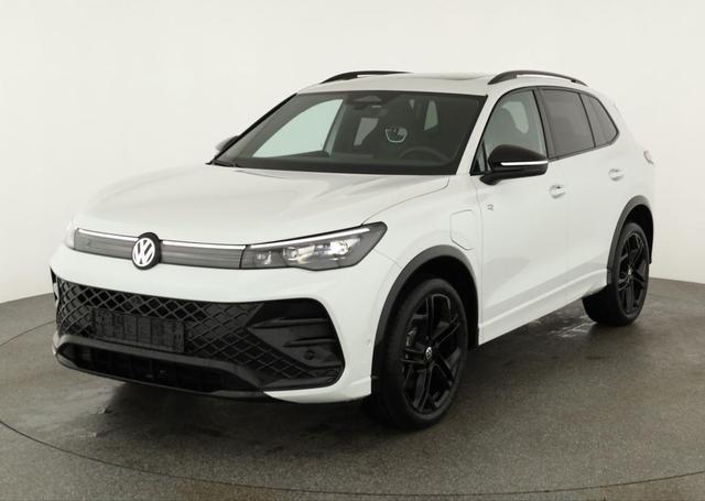 Volkswagen Tiguan - 1.5 TSI eHybrid 200 kW R-Line Black, Pano, 20-Zoll, AHK, AreaView