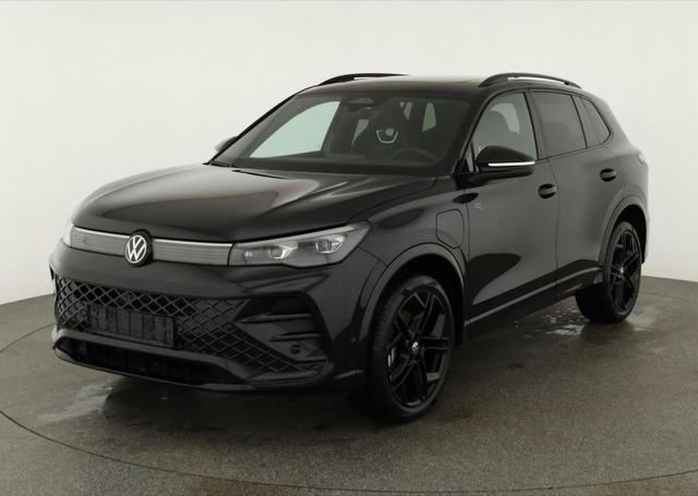 Volkswagen Tiguan - 1.5 TSI eHybrid 200 kW R-Line Black, Pano, IQ.Light, 20-Zoll, AHK, AreaView