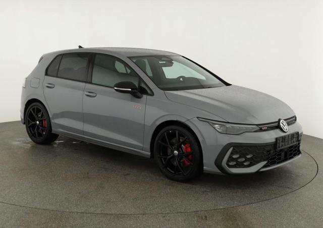 Volkswagen Golf 2.0 TSI 195 kW GTI VIII DSG Black Style, Pano, Navi, Side, Matrix, AreaView, Winter, 19-Zoll 
