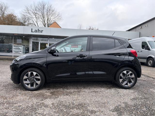 Hyundai / i10 / Schwarz / / / 