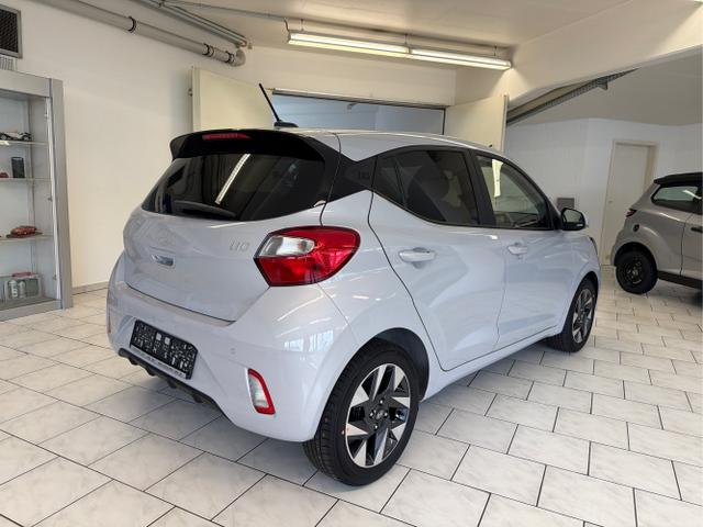 Hyundai / i10 / Grau / / / 