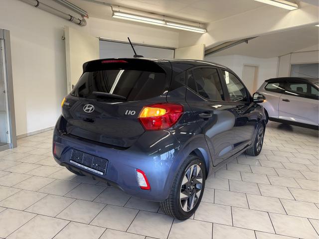 Hyundai / i10 / Grau / / / 