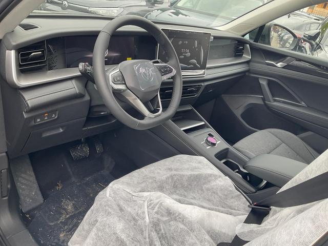 Volkswagen Tayron 1.5 TSI eHybrid 150 kW Life Life, Pano, HuD, AHK, AreaView, Side, Navi, Winter, 5-J. Garantie 