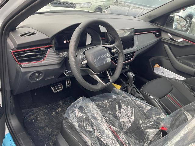 Skoda Kamiq Monte Carlo 1.0 TSI DSG Carlo, Matrix, AHK, 18-Zoll, Pano, Navi, el.Klappe, 5 J.-Garantie 