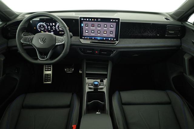 Volkswagen Tiguan 2.0 TDI 142 kW 4Motion R-Line DSG 4M Black, 20-Zoll, Pano, Leder, IQ.Light, AHK, Navi, Side, AreaView, Winter 