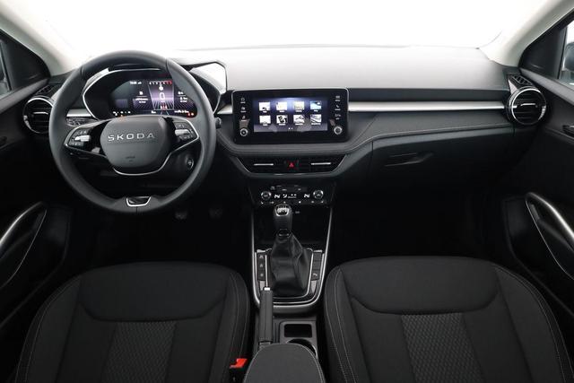 Skoda Fabia Selection 1.0 TSI Selection, LED, Kamera, Winter, App-Connect, Ladeboden, sofort 