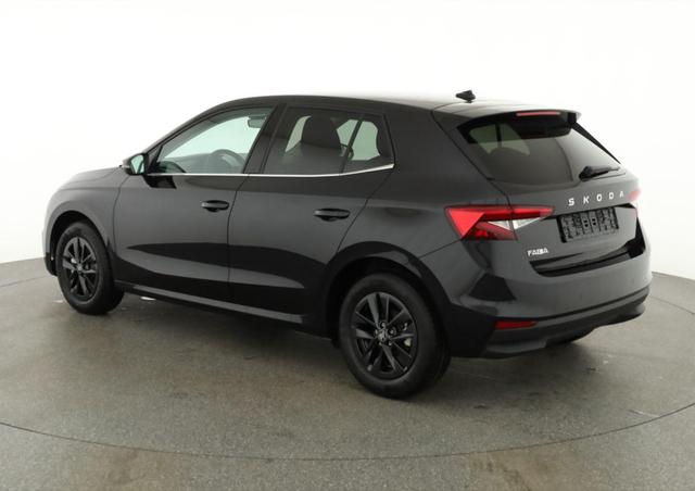 Skoda Fabia Selection 1.0 TSI DSG Selection, KESSY, Kamera, 15-Zoll schwarz, Winter, Ladeboden 
