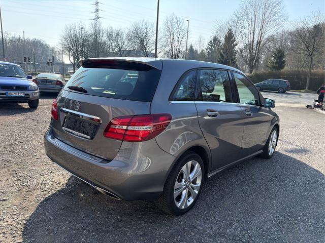 Mercedes-Benz / B-Klasse / Grau / / / 