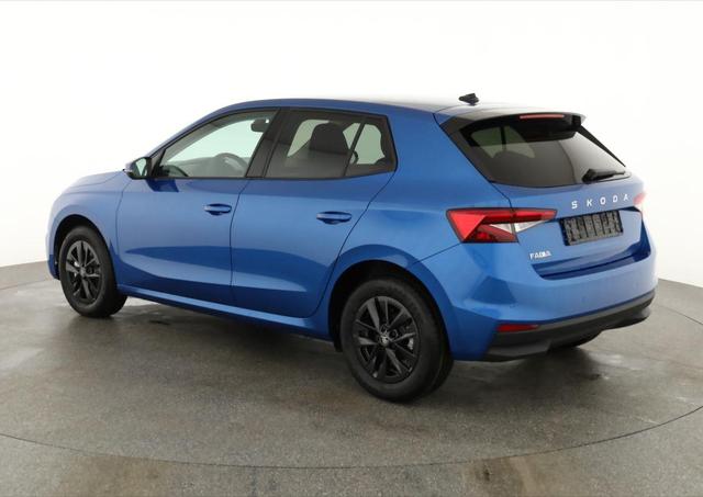 Skoda Fabia Selection 1.0 TSI 130 Jahre, LED, Kamera, Winter, Sunset, 15-Zoll 