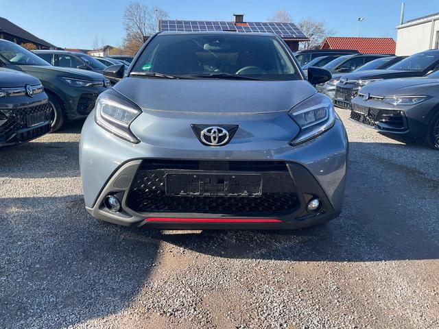Toyota Aygo X - Undercover 1.0 KAT Undercover, LED, ACC, Kamera, 18-Zoll
