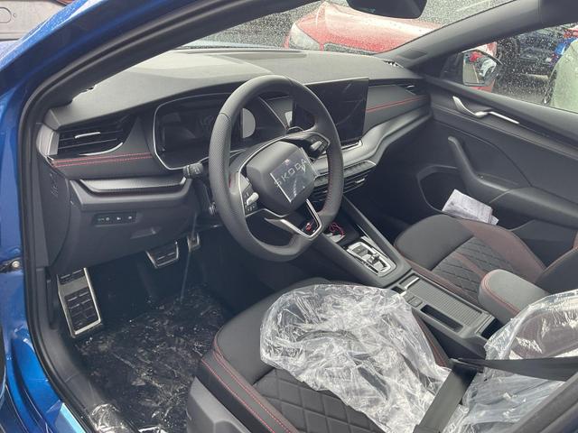 Skoda Octavia Combi 2.0 TSI 195 kW RS DSG, AHK, Navi, Matrix, Canton, Side, Winter, 5 J.-Garantie 