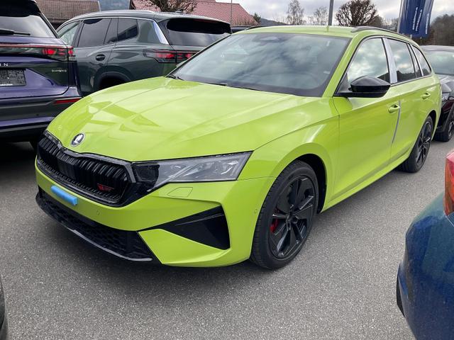 Skoda Octavia Combi - 2.0 TSI 195 kW RS DSG, AHK, Navi, Matrix, Side, Winter, 5 J.-Garantie