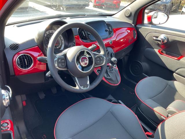 Fiat 500 Red 1.0 Hybrid Limited Red, Pano, Tempomat, Klima, AppConnect, 17-Zoll 