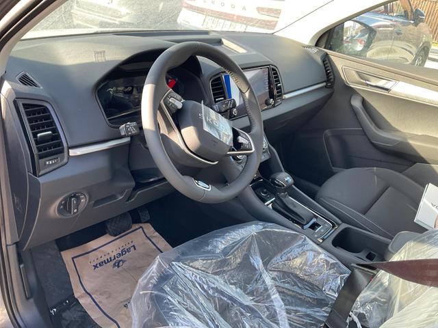 Skoda Karoq Selection 1.5 TSI DSG Selection, AHK, LED, Kamera, Winter, el. Klappe, Ladeboden, 4 J.-Garantie 