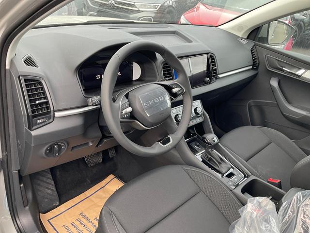 Skoda Karoq Selection 1.5 TSI DSG Selection, AHK, Navi, LED, Kamera, Winter, el. Klappe, Ladeboden, 4 J.-Garantie 