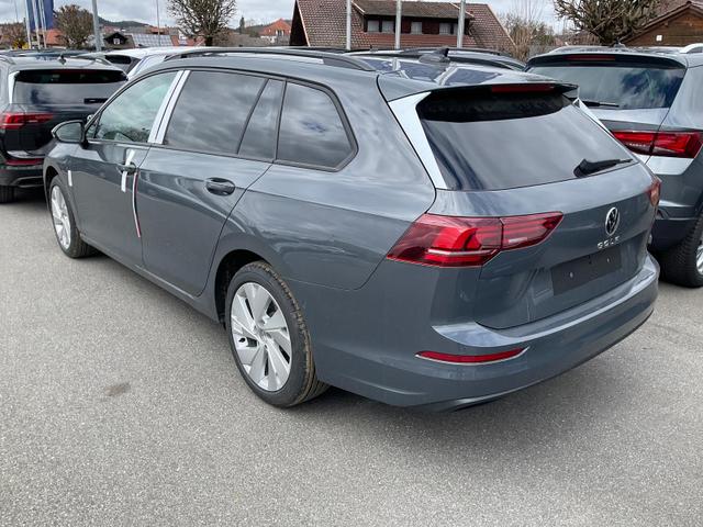 Volkswagen Golf 1.5 TSI 110 kW Life VIII Variant Life, AHK, easyOpen, Kamera, Winter, 3-J Garantie 