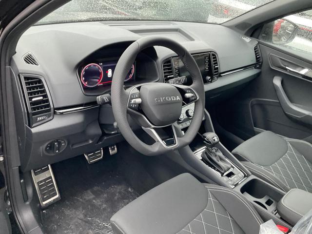 Skoda Karoq Sportline 1.5 TSI DSG Sportline, AHK, Navi, Matrix, Kamera, el. Klappe, 5-J. Garantie 