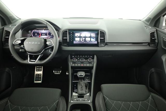 Skoda Karoq Sportline 1.5 TSI DSG Sportline, Pano, AHK, Navi, CANTON, Matrix, AreaView, Side, FS-beheizbar, 19-Zoll 