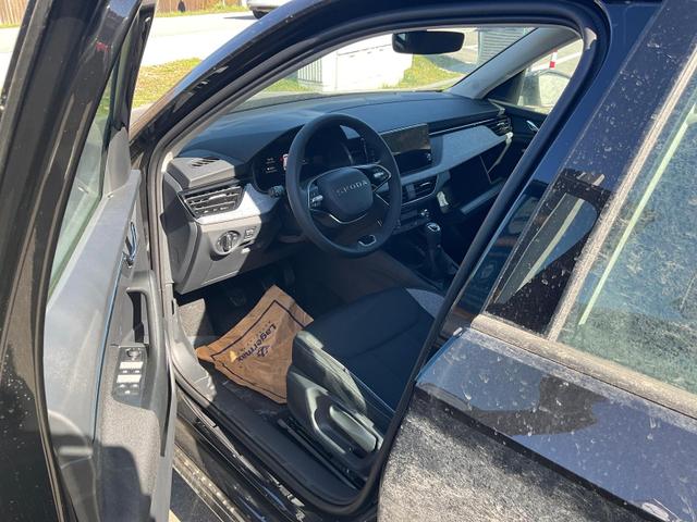 Skoda Kamiq Selection 1.0 TSI Selection, AHK, LED, Kamera, Ladeboden, Winter 