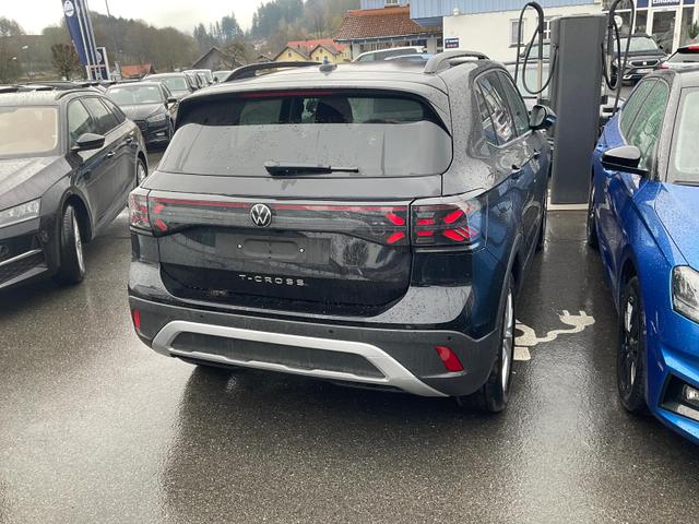 Volkswagen T-Cross 1.0 TSI 85 kW Life DSG Life, IQ.Light, AHK, ACC, Kamera, 17-Zoll, Winterpaket 