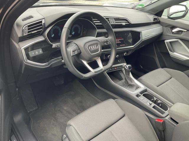 Audi Q3 Sportback 40 TFSI quattro S line S-LINE, Matrix, Pano, AHK, el. Klappe, 18-Zoll 