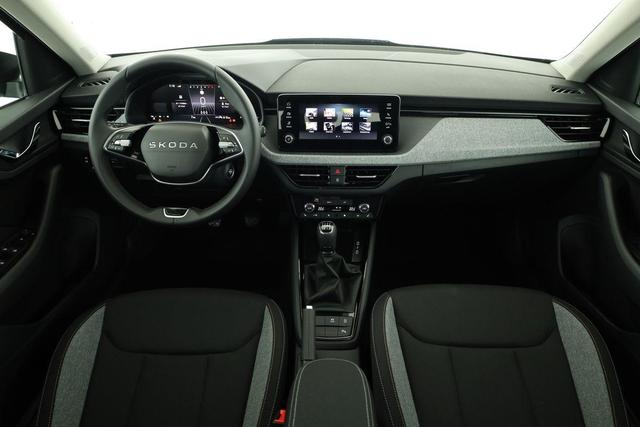 Skoda Kamiq Selection 1.5 TSI Selection, AHK, LED, Kamera, Winter, Ladeboden, 16-Zoll, 4 J.-Garantie 