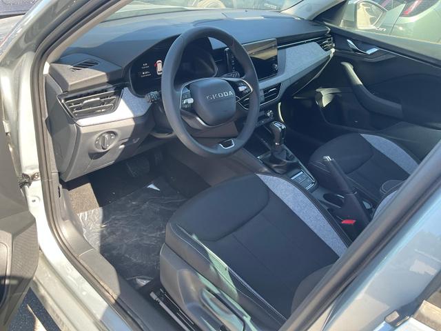 Skoda Kamiq Selection 1.0 TSI DSG Selection, AHK, Matrix, Kamera, Ladeboden, Winter, 16-Zoll 