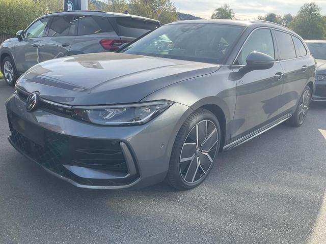 Volkswagen Passat Variant - 2.0 TDI 142 kW 4Motion R-Line DSG 4M R-LINE, Pano, AHK, IQ.Light, HUD, 19-Zoll, AreaView, Navi, Side