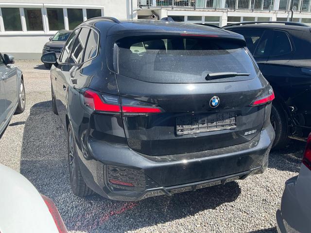 BMW 2er Active Tourer 223 i M Sport 223i Mild Hybrid Automatik, HarmanKardon, LED, HUD, Pano, Leder, 1. Hand 