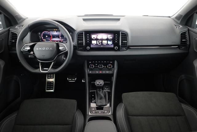 Skoda Karoq Sportline 4x4 2.0 TSI DSG Sportline, AHK, Navi, Matrix, Side, Winter, 5 J.-Garantie 