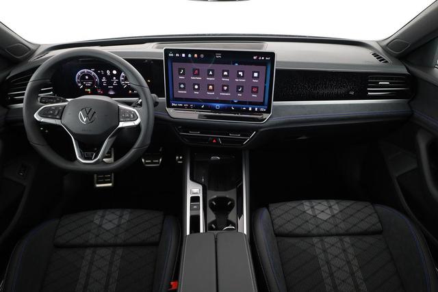 Volkswagen Passat Variant 2.0 TDI 142 kW 4Motion R-Line DSG 4M R-LINE, Pano, AHK, IQ.Light, HUD, 19-Zoll, AreaView, Navi, Side 