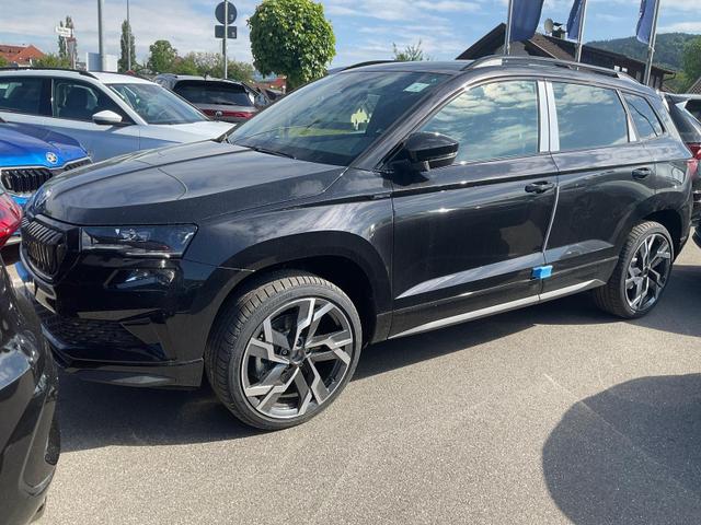 Skoda Karoq - Sportline 1.5 TSI DSG Sportline, Pano, AHK, Navi, Matrix, Side, Winter, 5 J.-Garantie