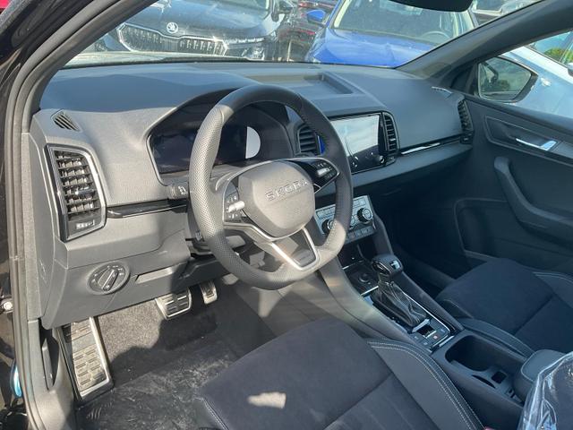 Skoda Karoq Sportline 1.5 TSI DSG Sportline, Pano, AHK, Navi, Matrix, Side, Winter, 5 J.-Garantie 
