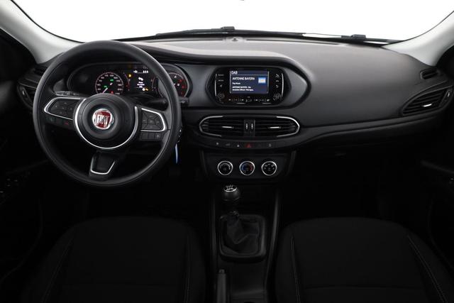 Fiat Tipo 5-T&uuml;rer Easy 1.6 M-Jet Easy, Kamera, Klima, sofort 
