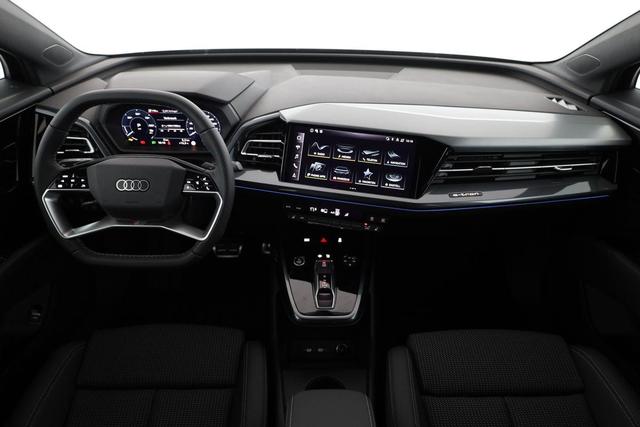 Audi Q4 e-tron 45 basis quattro S-LINE quattro, AHK, Navi, Matrix, Side, Kamera, el. Klappe, Winter. 20-Zoll 