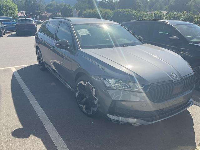 Skoda Superb Combi - 2.0 TDI 142 kW 4x4 Sportline DSG Sportline, AHK, Matrix, DCC, 19-Zoll, 5-J Garantie