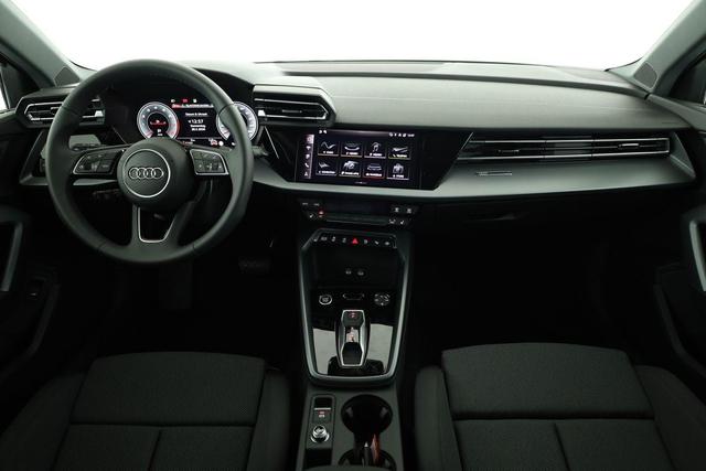 Audi A3 Sportback TFSI 110 kW S line 35 S-tronic S-LINE, AHK, Matrix, Navi, el. Klappe, Kamera, Winter, 3 J.-Garantie 