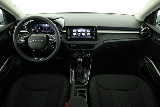 Skoda Fabia Selection 1.0 TSI DSG Selection, LED, Kamera, Side, ACC, Winter, Ladeboden, sofort 