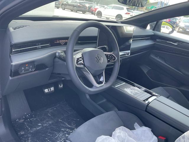 Volkswagen ID.7 Limousine Pro 210 kW Black, HuD, IQ.Light, IQ.Drive, AreaView, Side, Winter, 20-Zoll 
