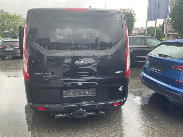 Ford Tourneo Custom 320 L1 Titanium X 2.0 AWD, 8-Sitzer, AHK, Navi, Leder, FS-beheizbar, Standheizung 